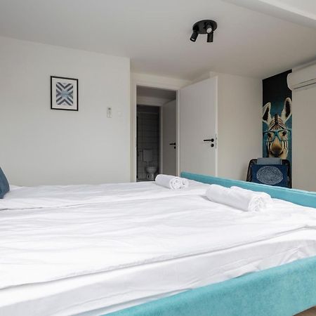Naomi & Sophia Apartman Budapest Bagian luar foto