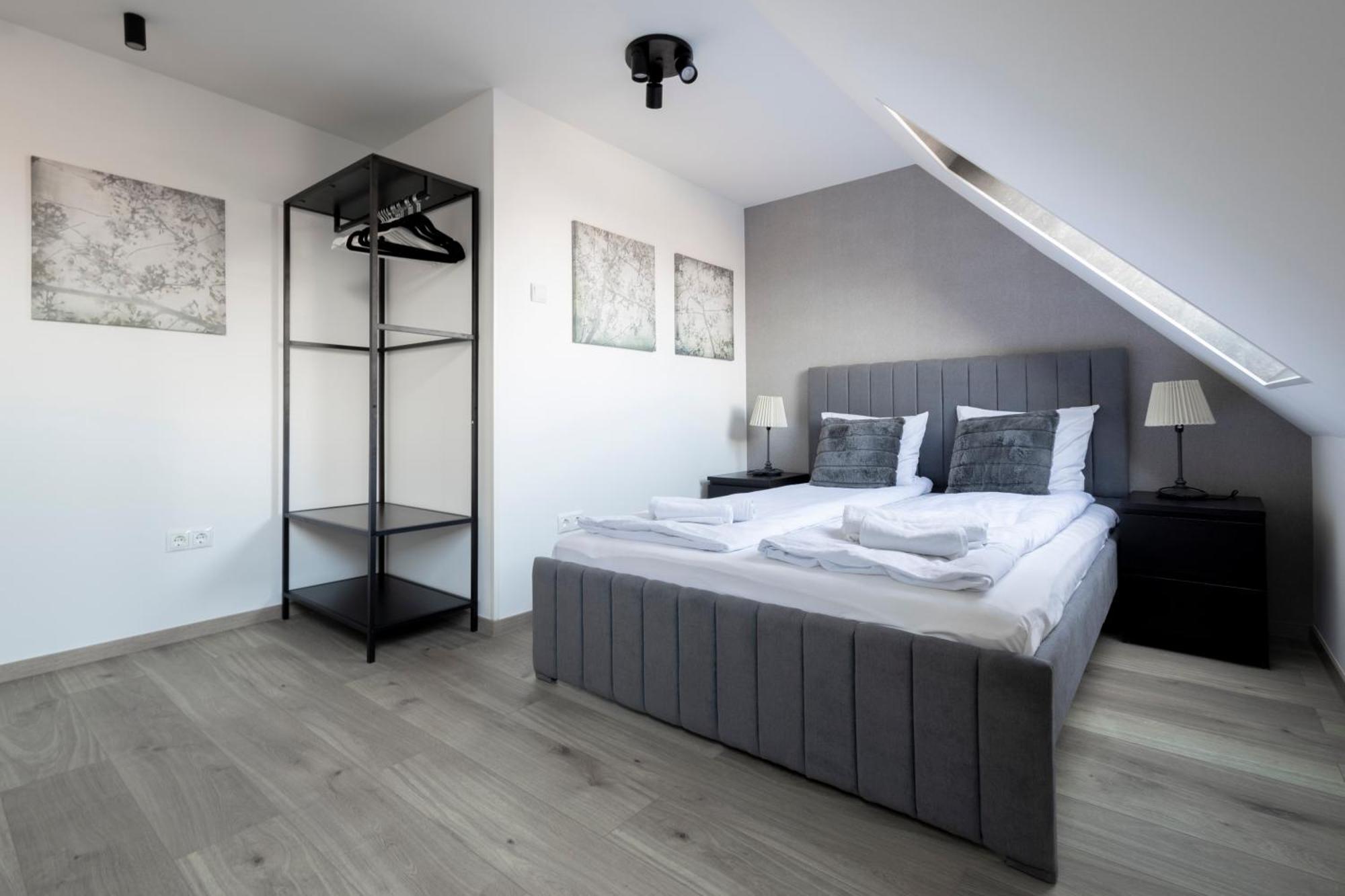 Naomi & Sophia Apartman Budapest Bagian luar foto